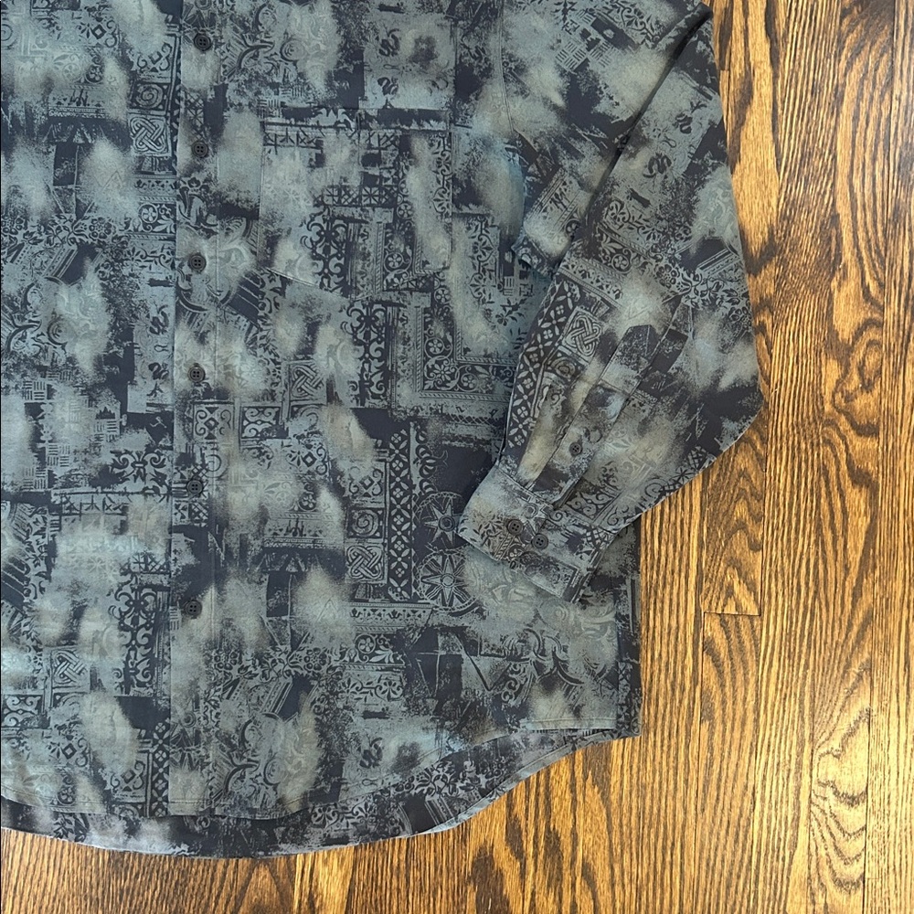 Vintage Y2K Tilley Maximalist Printed Shirt - Picture 4 of 10